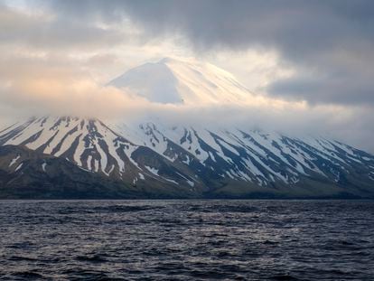 The Alaska Volcano Observatory raised the alert level to advisory status for Tanaga Volcano in March 2023 after a series of quakes.