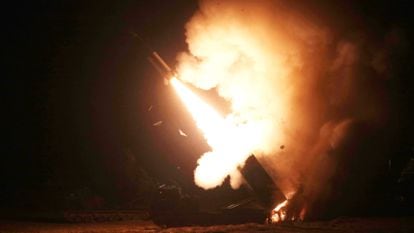 Shot of an American ATACMS missile, last October in South Korea.