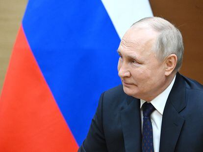 Vladimir Putin signs a bill revoking Russia’s ratification of CTBT
