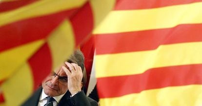 Time for reflection? CiU grouping leader Artur Mas at a news conference in Barcelona on Sunday. 