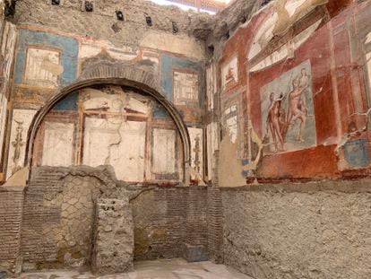 The Roman city of Herculaneum, destroyed by the eruption of Vesuvius.