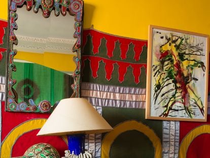 Roland Beaufre’s apartment in Tangier is located in one of the city’s modern neighborhoods. This photo shows one of the Moroccan haitis, or wall tapestries, with which the photographer covered the apartment.