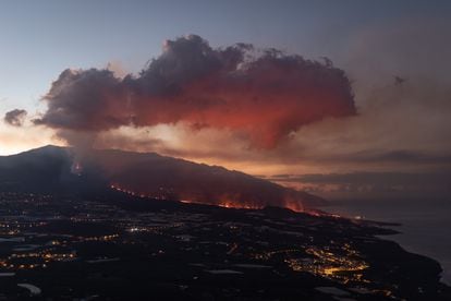 The volcano on La Palma on Sunday.
