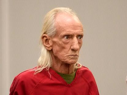 Joseph Czuba, 71, stands before Circuit Judge Dave Carlson for his arraignment in the murder of 6-year old Wadea Al-Fayoume, at the Will County, Ill., Oct. 30, 2023.