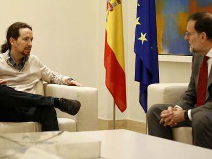 Mariano Rajoy, Presidente del Gobierno en funciones, recibe a Pablo Iglesias, líder de Podemos en La Moncloa.