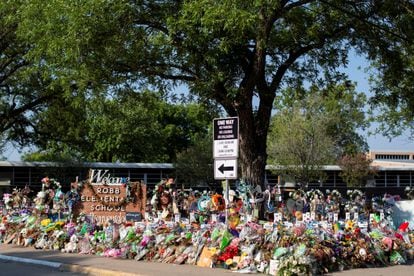 A memorial for the victims of the Robb Elementary School shooting in Uvalde, Texas.
