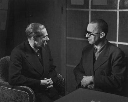 Lion Feuchtwanger (1884 - 1958) (left) and Bertold Brecht (1898 - 1956)