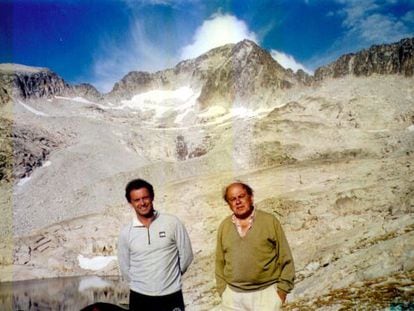 Jordi Pujol and his son Jordi hiking in the Pyrenees in 1999.