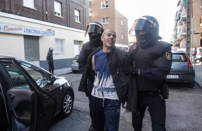Lahcen Ikasrrien, who was found guilty of sending combatants to Syria, is arrested in 2014.