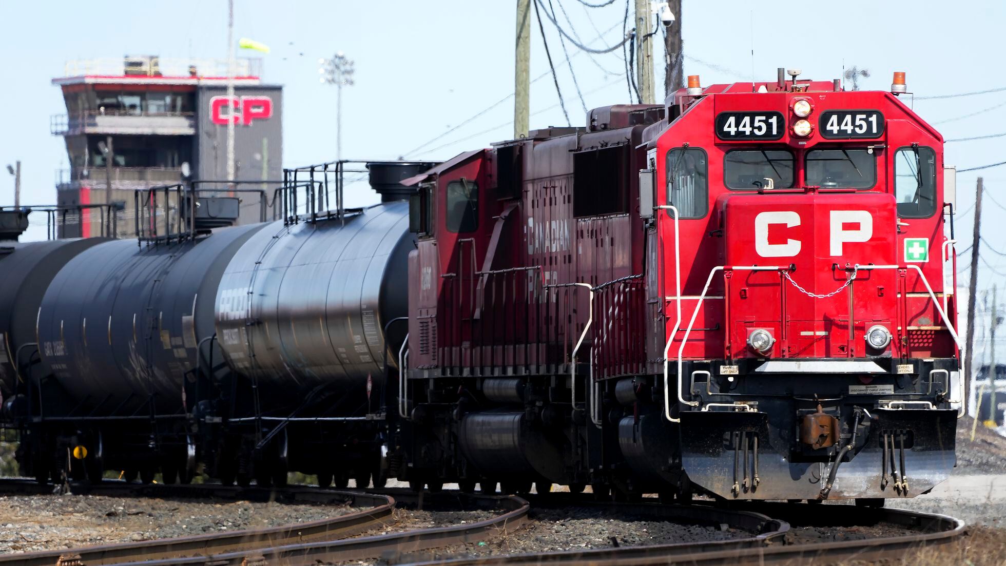 First major US railroad merger in two decades will go forward U.S