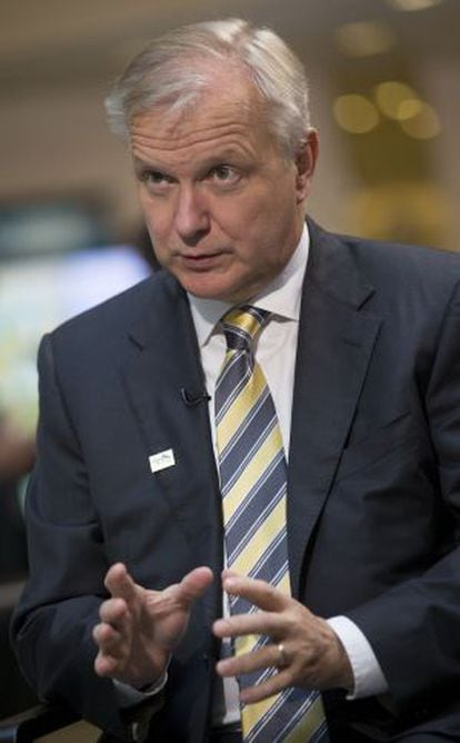 Olli Rehn, EU economic and monetary affairs commissioner, speaks during a Bloomberg Television interview in Washington.