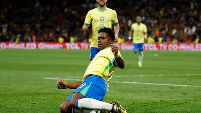 Endrick celebra su gol a España con Brasil