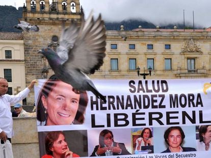 A demonstration in Bogotá demanding the journalist's release.