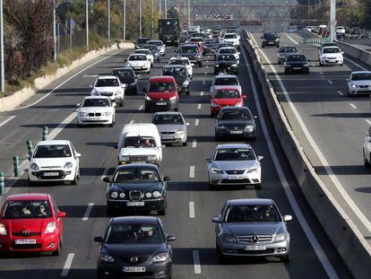 Motorists on a highway to A Coruña.