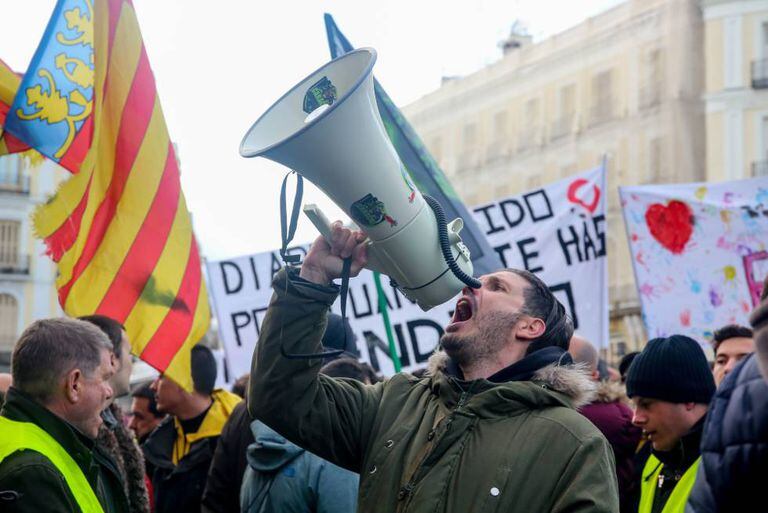 Ninth day of taxi strike in Madrid.