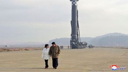 Kim Jong-un and allegedly his middle daughter, minutes before a missile launch, on November 18 at Pyongyang International Airport.
