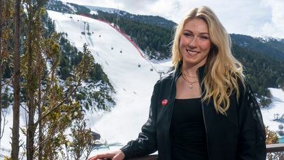 Mikaela Shiffrin poses for the cameras upon arrival in Andorra.