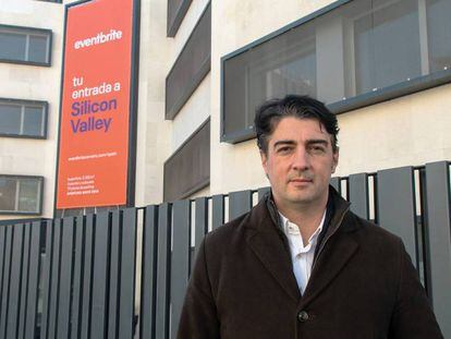 Javier Andrés, Eventbrite’s director for Spain and Portugal, in front of the new headquarters in Madrid.