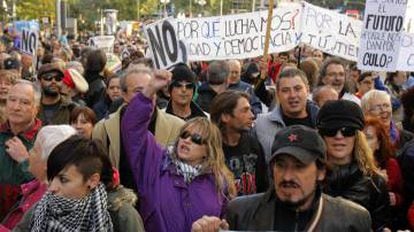 In September 2012 there was another large protest outside Spanish Congress.