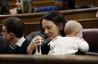 Podemos deputy Carolina Bescansa's baby received one vote supporting his appointment as new congressional speaker.