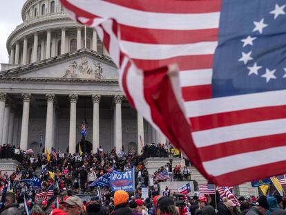 Donald Trump supporters on Capitol Hill on January 5, 2021. The former U.S. president had called on his supporters, including the extremist Proud Boys, to protest the 2020 election results.