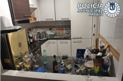 The drinks bar inside the apartment discovered by the police in Madrid.