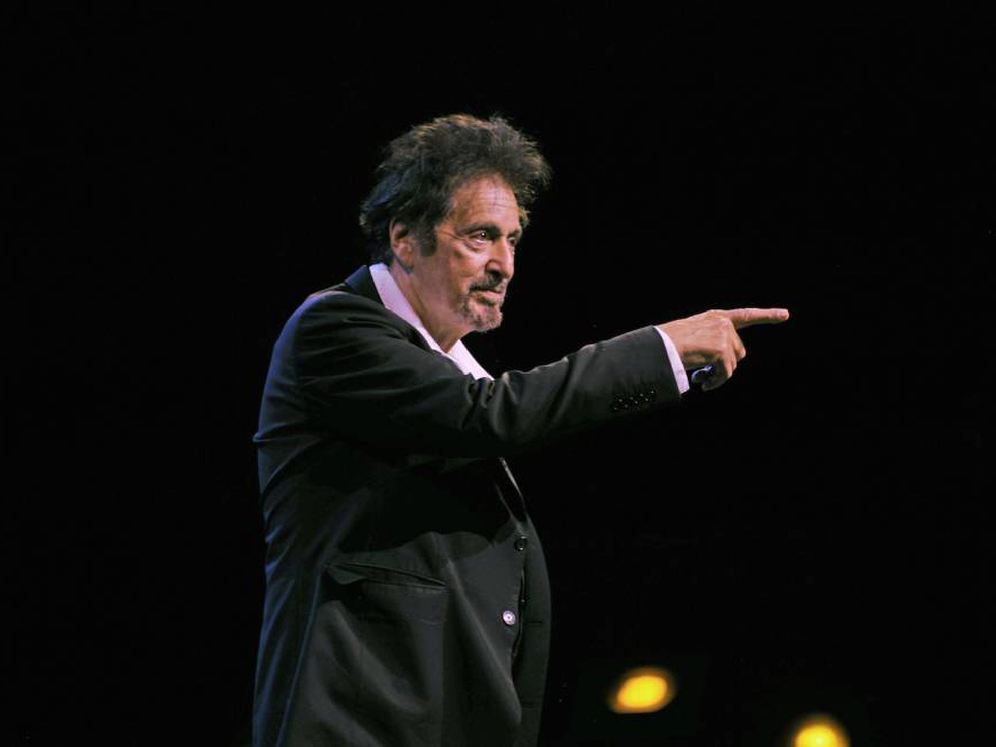 Al Pacino janta com namorada argentina em Los Angeles