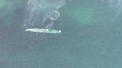 An aerial view of the submersible.