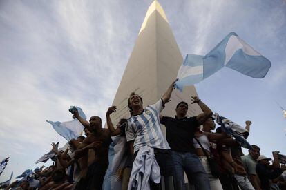 Fans celebrate in Buenos Aires after the Argentina soccer team qualified for the World Cup final in Qatar, December 13, 2022.