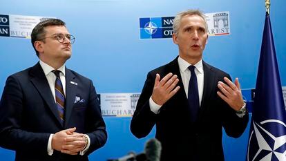 Ukraine's Foreign Minister Dmitro Kuleba with NATO Secretary General Jens Stoltenberg in Bucharest on Tuesday.