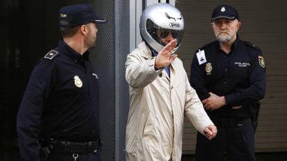 González Pacheco leaves court in a file photo from 2014.
