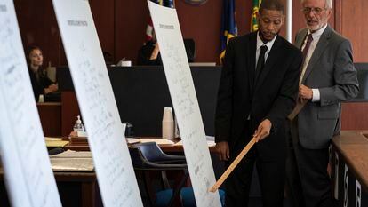 Kecalf Franklin, 53, the youngest son of Aretha Franklin, points to enlarged documents at the direction of attorney Charles McKelvie during the first day of a jury trial over Aretha Franklin's wills at Oakland County Probate Court in Pontiac, Mich., on Monday, July 10, 2023.