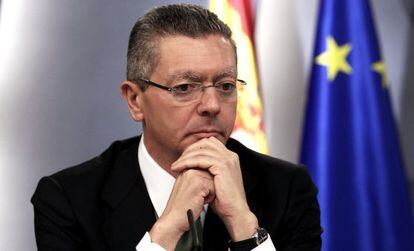 Justice Minister Alberto Ruiz-Gallardón, during Friday's press conference.