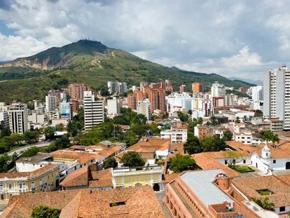 Panoramic view of Cali (Colombia).