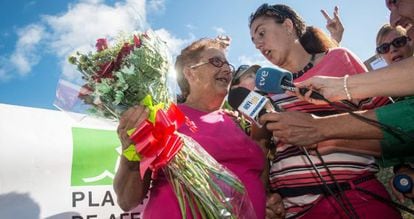 Josefa Hernández walks out of Tahíche penitentiary on Thursday.