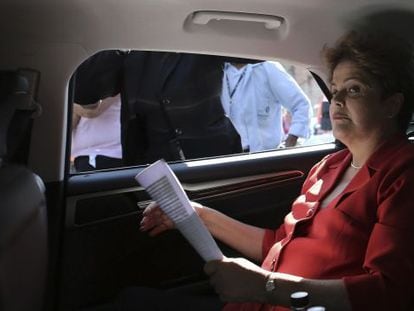 Rousseff in her presidential car.