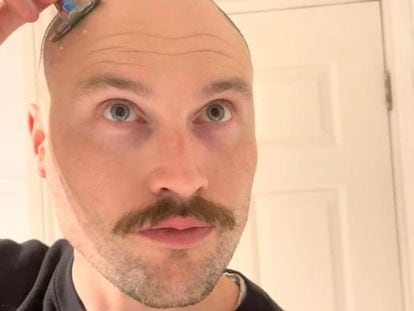 Harry James shaves his head in a video posted on his TikTok account, 'Bald Cafe'.
