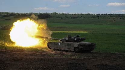 A Ukrainian tank on Wednesday near Chasiv Yar (Donetsk region).