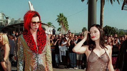 Rose McGowan and Marilyn Manson.