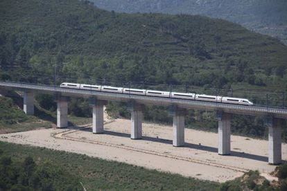 The bridge spanning the Candi ravine near Montblanc, in Tarragona province, cost €43.5 million to fix.