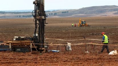 Testing of the ground at the proposed nuclear storage site in Cuenca province.