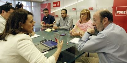 The emergency meeting of the PSOE.