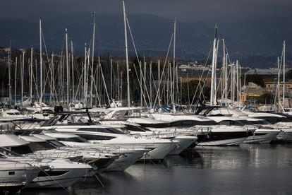 The port of Cap d’Antibes, a resort town in the French Riviera.
