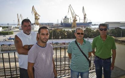 Former workers at Navantia&#039;s shipyards in the southern port city of C&aacute;diz