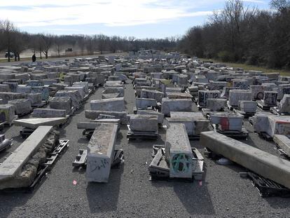 Hundreds of granite blocks from the pedestals of the 14 statues of Confederate generals.