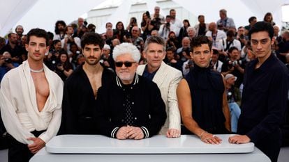 Pedro Almodóvar (third from the left) poses at the 2023 Cannes Film Festival alongside Ethan Hawke and other actors from his latest film: from left to right, Manu Ríos, José Condessa, Jason Fernández and George Steane.