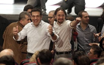 Podemos leader Pablo Iglesias (right), with Greek PM Alexis Tsipras.