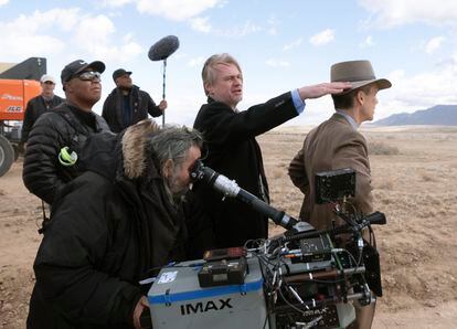 Christopher Nolan, center, and Cillian Murphy