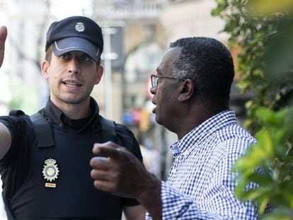 A national police officer in Barcelona.
