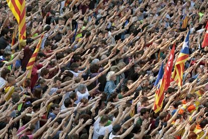 Crowds in Igualada, Catalonia, protesting Sunday's police action.